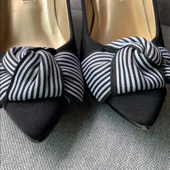 Caparros Black Pumps with Bows Sz 6 - Picture 6 of 8